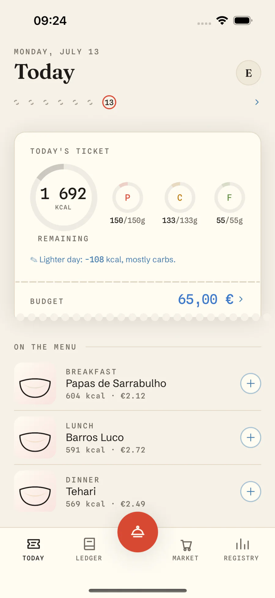 Today's menu in Macro Recipe: macro rings for calories and protein with the day's planned meals