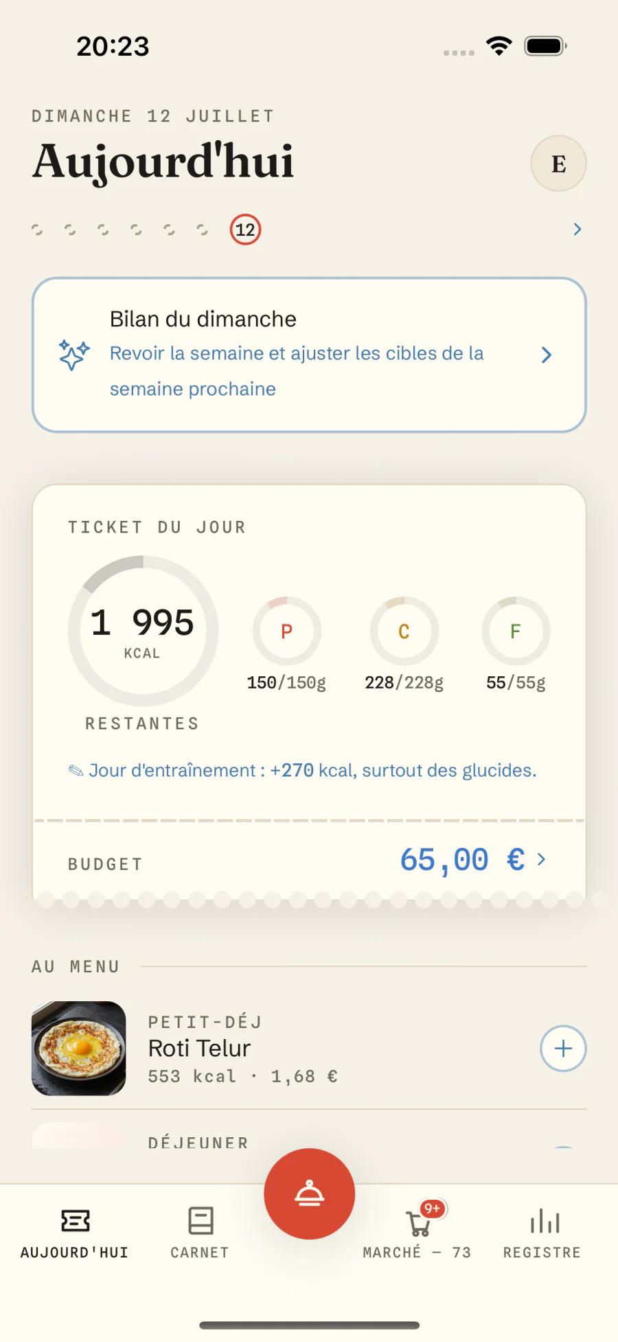 Menu du jour dans Macro Recipe : anneaux de macros — calories et protéines — et repas planifiés
